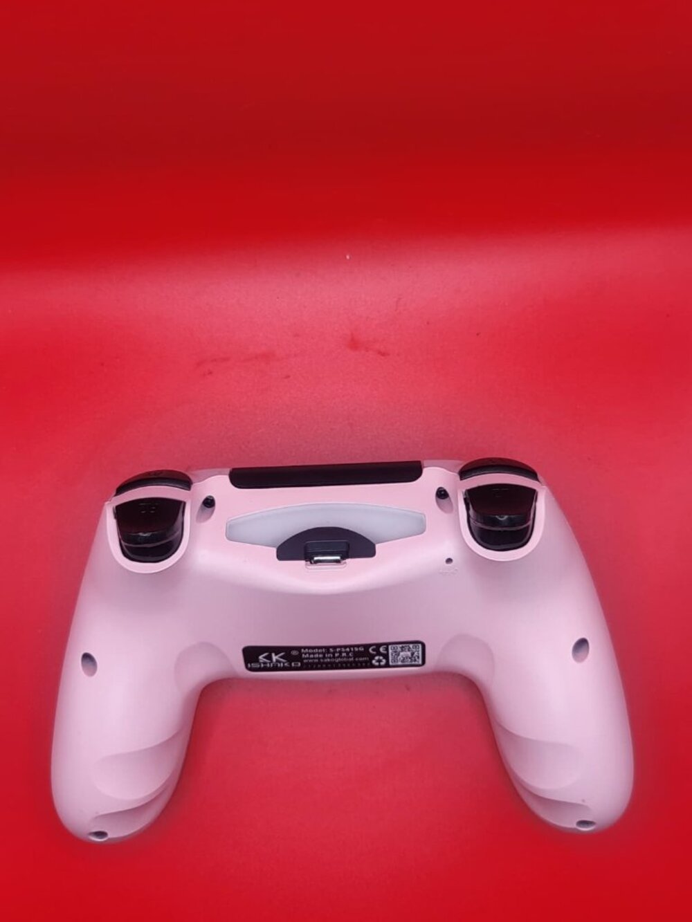 PS4 Wireless Game Controller - Picture 6 of 7